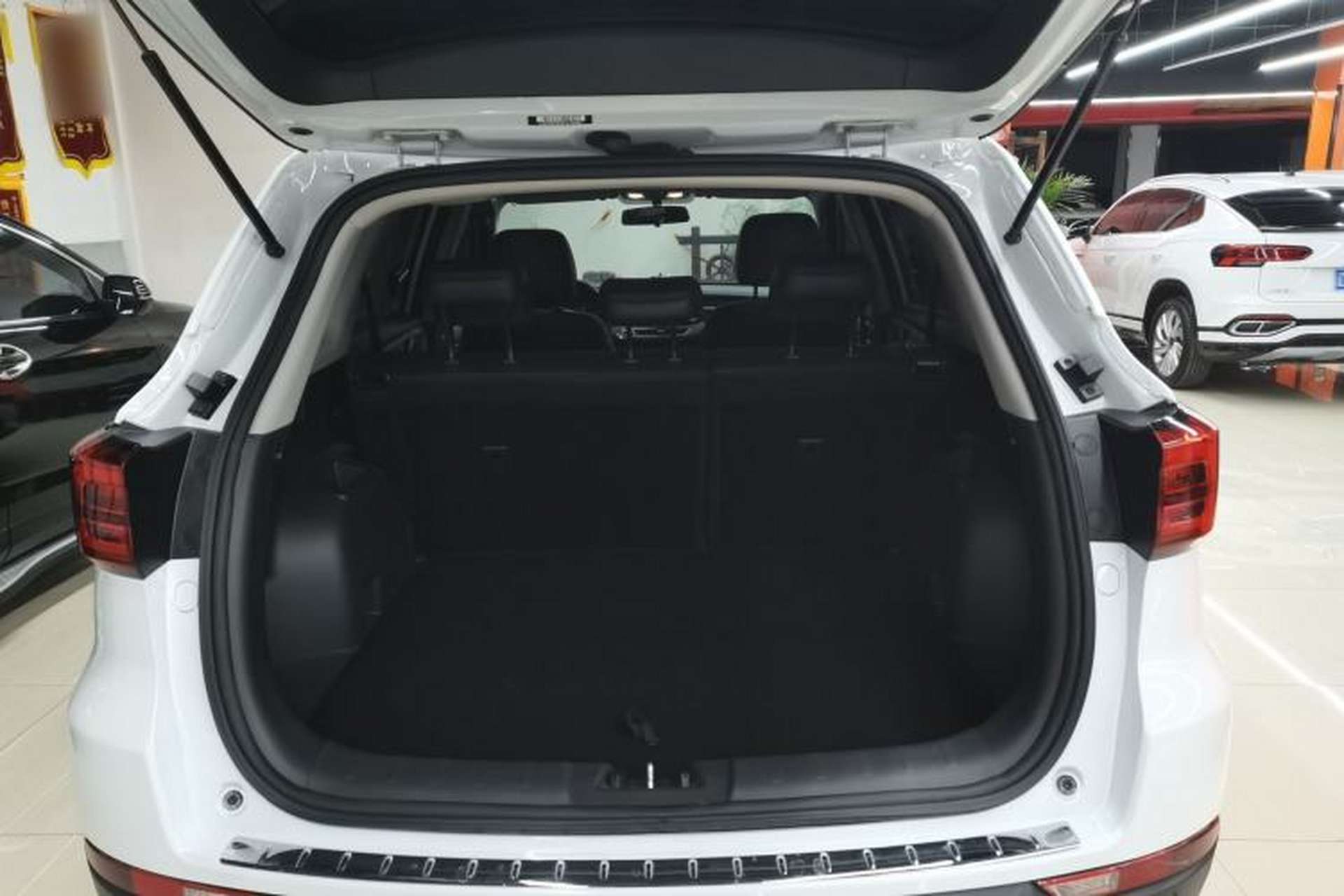 Used CHANGAN CS75 2023 Enjoy Edition 1.5T DCT Prestige Version Trunk