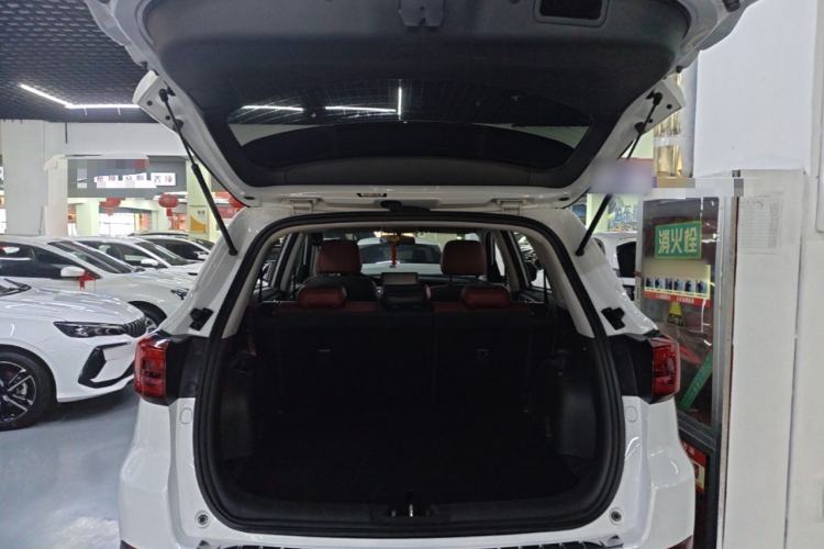 Used CHANGAN CS75 2023 Enjoy Edition 1.5T DCT Prestige Version Trunk