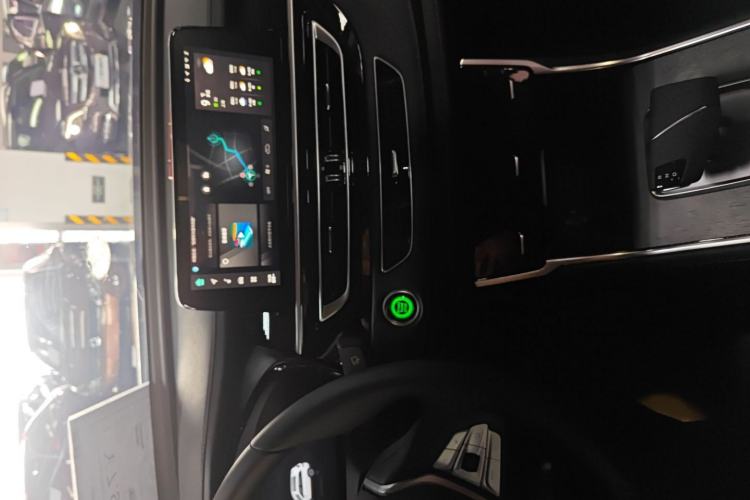 Used CHANGAN CS75 2024 Enjoy Edition 1.5T DCT Luxury Model Audio And AC Panel
