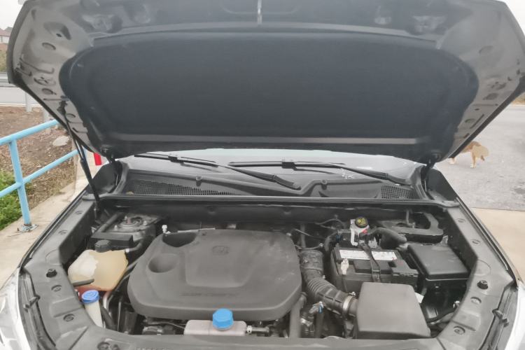 Used CHANGAN CS75 2024 Enjoy Edition 1.5T DCT Luxury Model Engine Bay