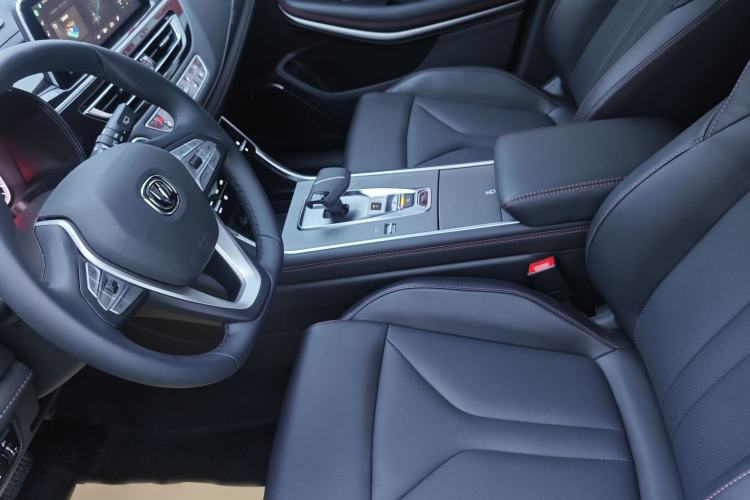 Used CHANGAN CS75 2024 Enjoy Edition 1.5T DCT Luxury Model Interior 2