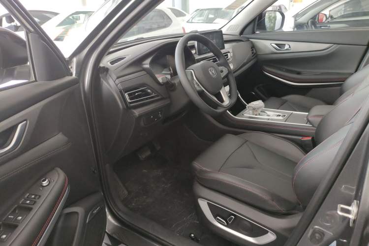 Used CHANGAN CS75 2024 Enjoyment Edition 1.5T DCT Prestige Model Interior 2