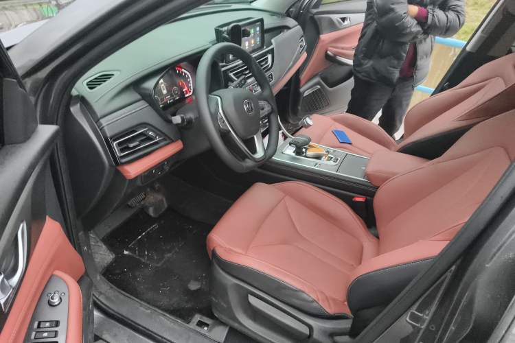 Used CHANGAN CS75 2024 Enjoy Edition 1.5T DCT Luxury Model Interior 3