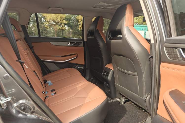 Used CHANGAN CS75 2024 Enjoy Edition 1.5T DCT Luxury Model Interior 4