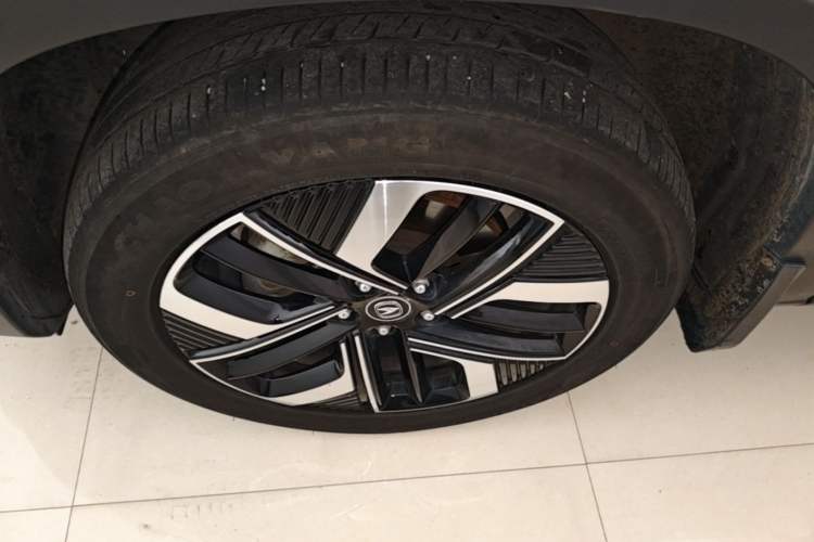 Used CHANGAN CS75 2024 Enjoyment Edition 1.5T DCT Prestige Model Left Front Wheel Hub