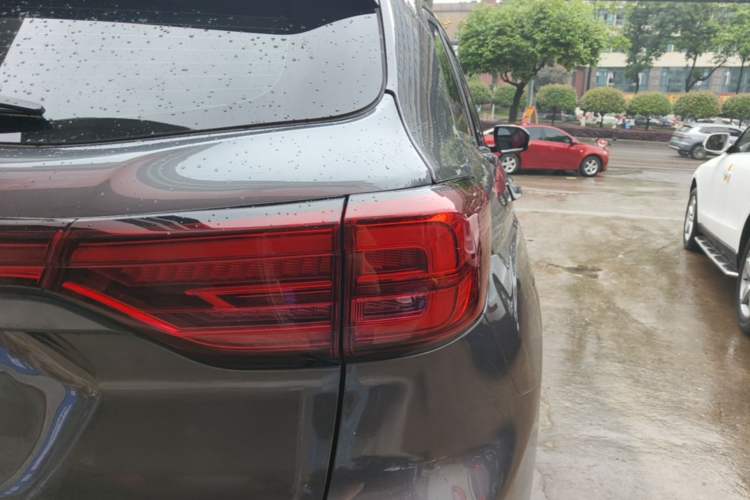 Used CHANGAN CS75 2024 Enjoyment Edition 1.5T DCT Prestige Model Right Rear Taillight