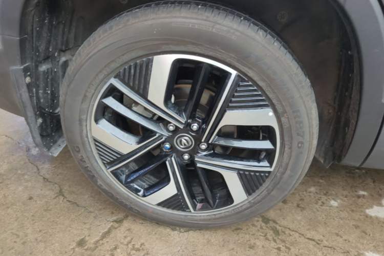 Used CHANGAN CS75 2024 Enjoyment Edition 1.5T DCT Prestige Model Right Rear Wheel Hub