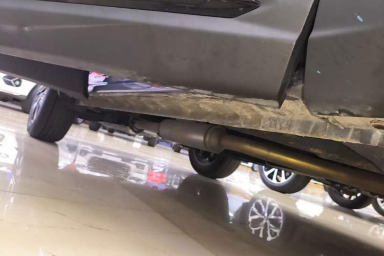 Used CHANGAN CS75 2024 Enjoyment Edition 1.5T DCT Prestige Model Right Side Sill