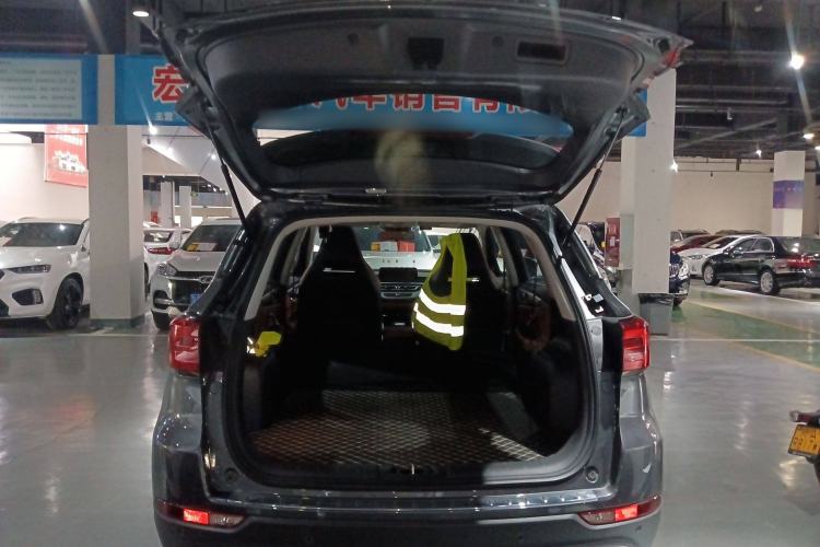 Used CHANGAN CS75 2024 Enjoyment Edition 1.5T DCT Prestige Model Trunk