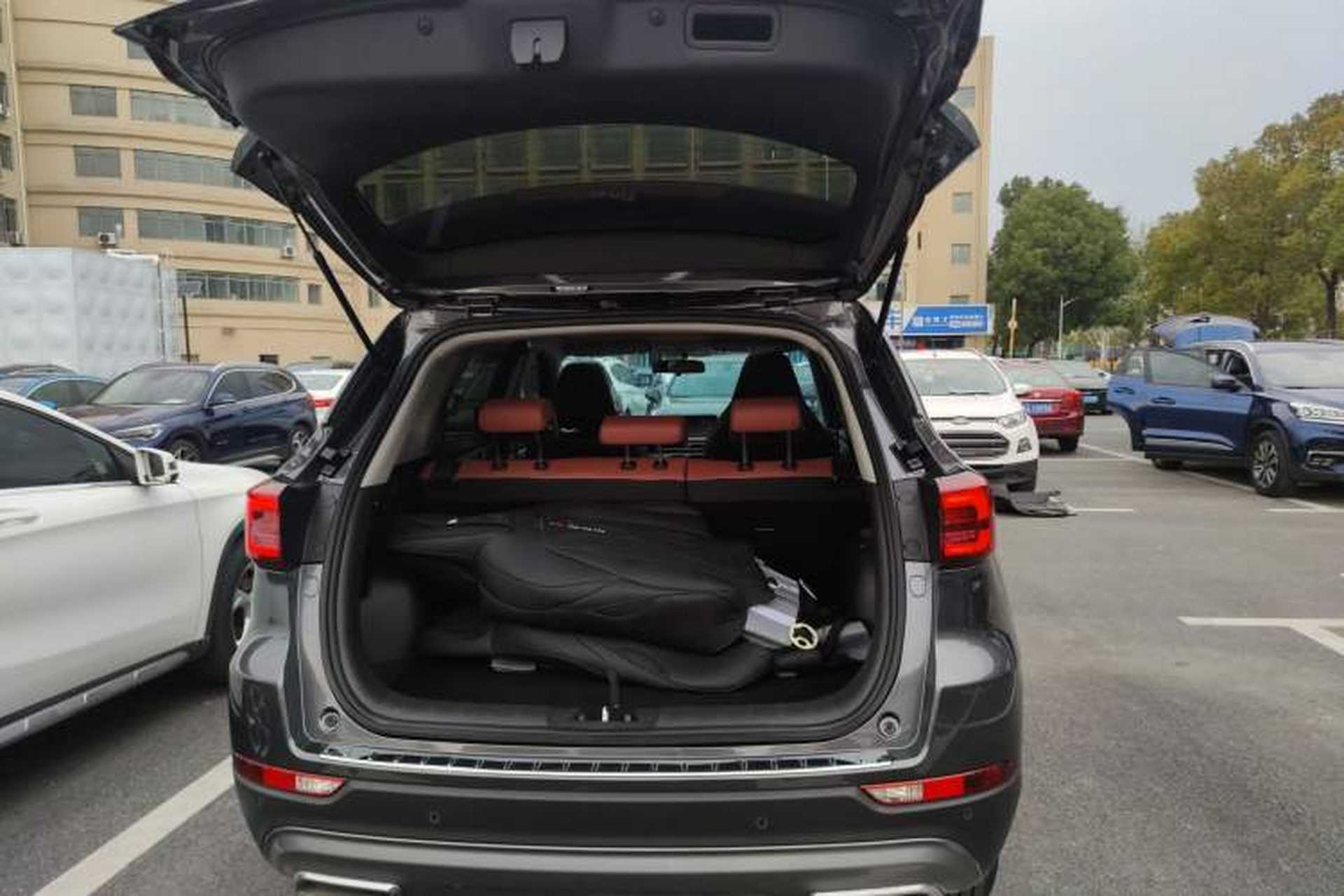 Used CHANGAN CS75 2024 Enjoy Edition 1.5T DCT Luxury Model Trunk