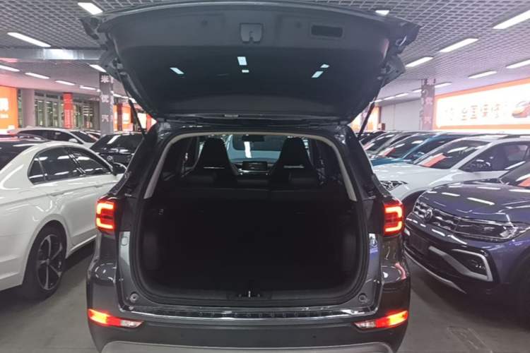 Used CHANGAN CS75 2024 Enjoy Edition 1.5T DCT Luxury Model Trunk