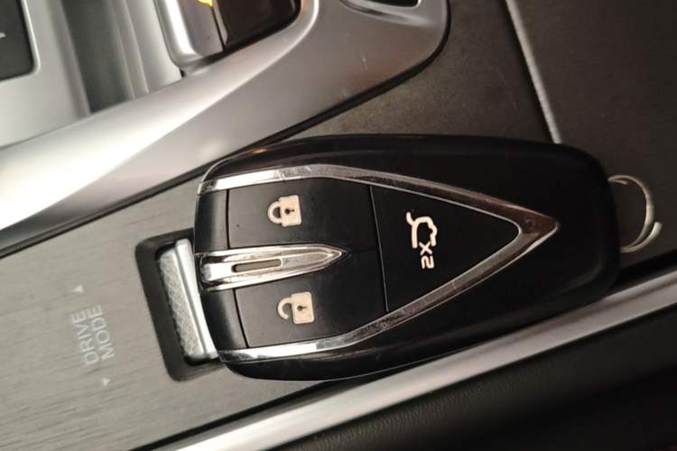 Used CHANGAN CS75 2024 Enjoy Edition 1.5T DCT Luxury Model Vehicle Key