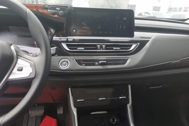 Used CHANGAN CS75 2024 Enjoyment Edition 1.5T DCT Prestige Model Audio And AC Panel