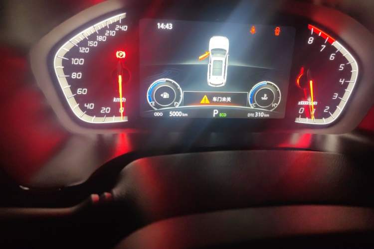 Used CHANGAN CS75 2024 Enjoyment Edition 1.5T DCT Prestige Model Odometer Close Up