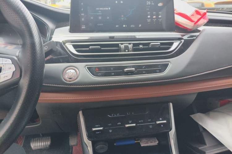 Used CHANGAN CS75 2024 Enjoy Edition 1.5T DCT Luxury Model Audio And AC Panel