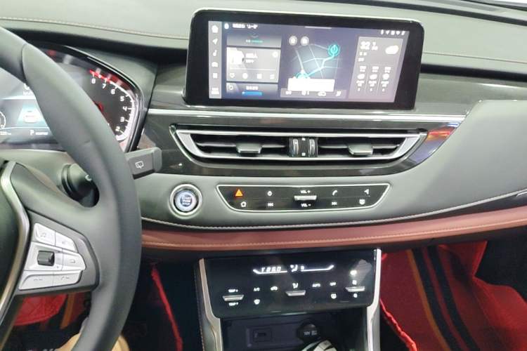 Used CHANGAN CS75 2024 Enjoy Edition 1.5T DCT Luxury Model Audio And AC Panel