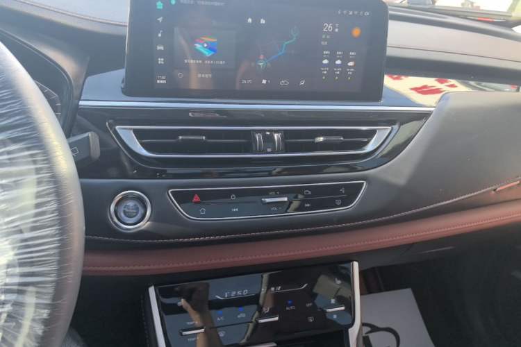 Used CHANGAN CS75 2024 Enjoyment Edition 1.5T DCT Prestige Model Audio And AC Panel