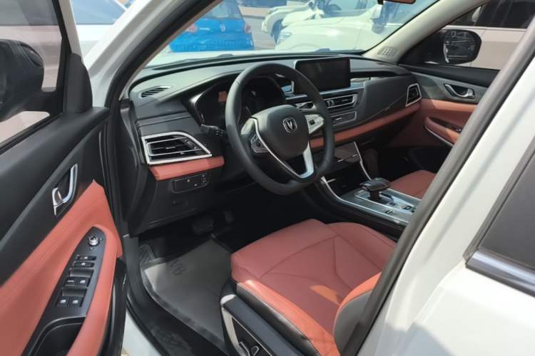Used CHANGAN CS75 2024 Enjoyment Edition 1.5T DCT Prestige Model Driver Seat