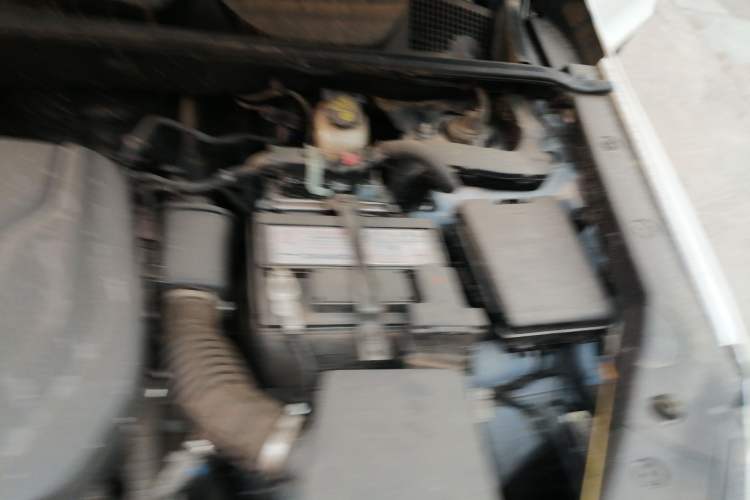 Used CHANGAN CS75 2024 Enjoy Edition 1.5T DCT Luxury Model Engine Bay Left