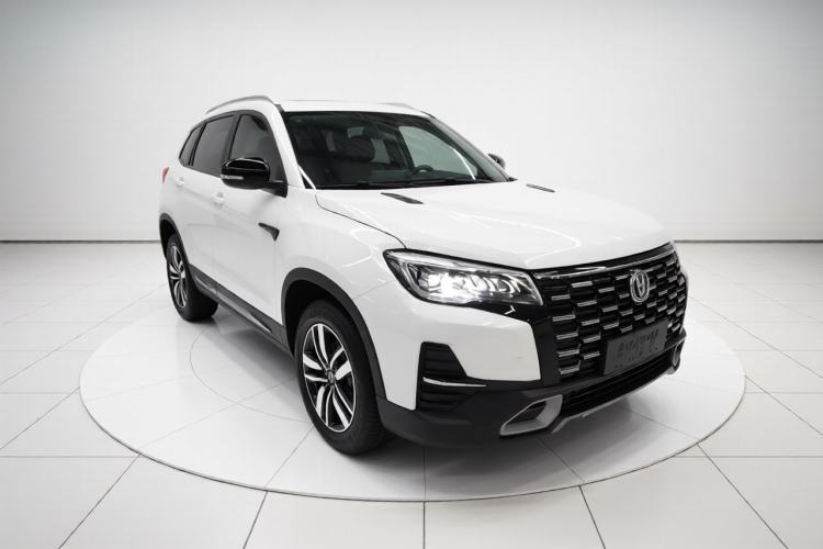 Used CHANGAN CS75 2024 Enjoy Edition 1.5T DCT Luxury Model Front Right 45 Deg