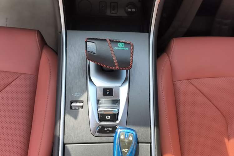 Used CHANGAN CS75 2024 Enjoyment Edition 1.5T DCT Prestige Model Gear Lever
