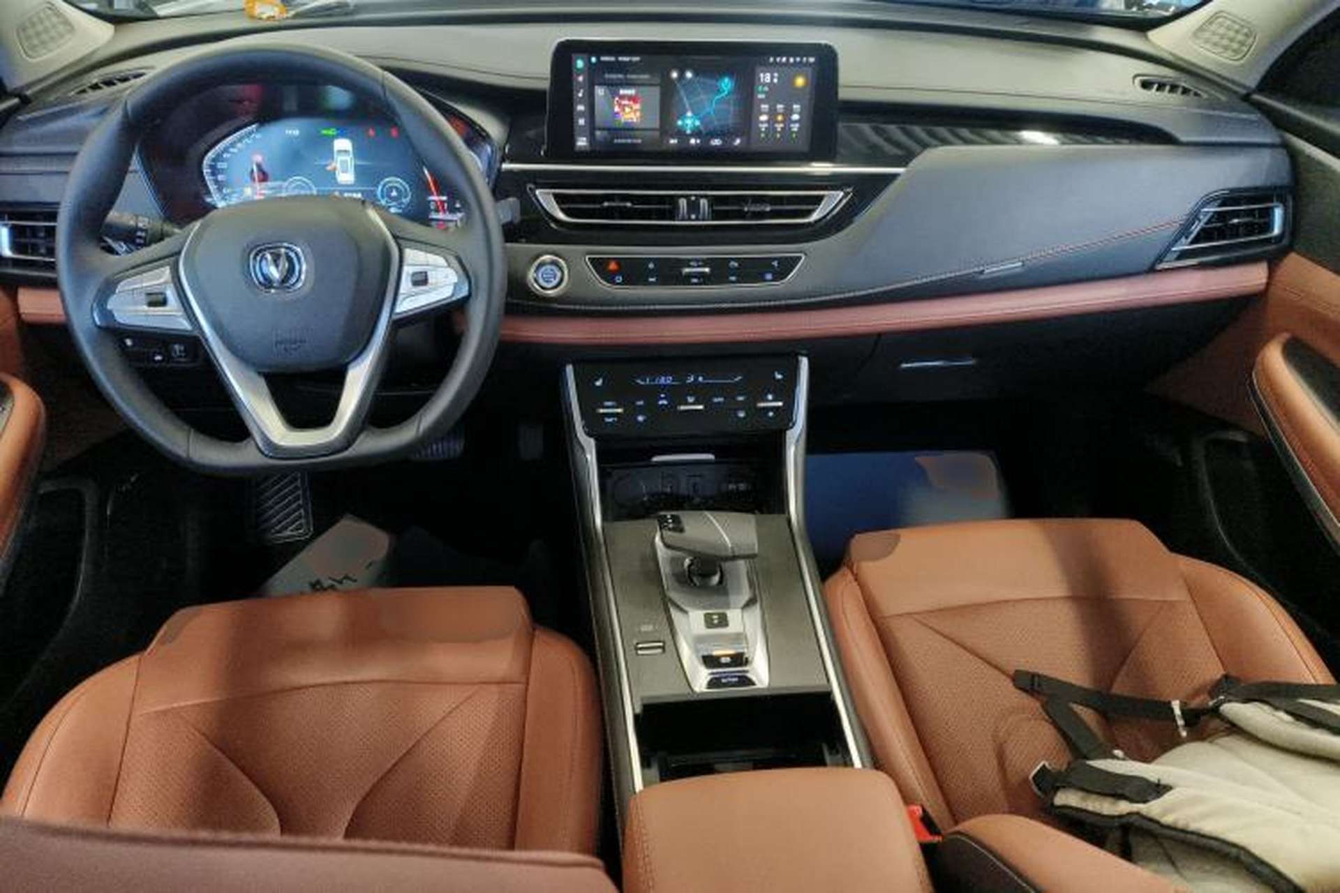 Used CHANGAN CS75 2024 Enjoyment Edition 1.5T DCT Prestige Model Interior 2