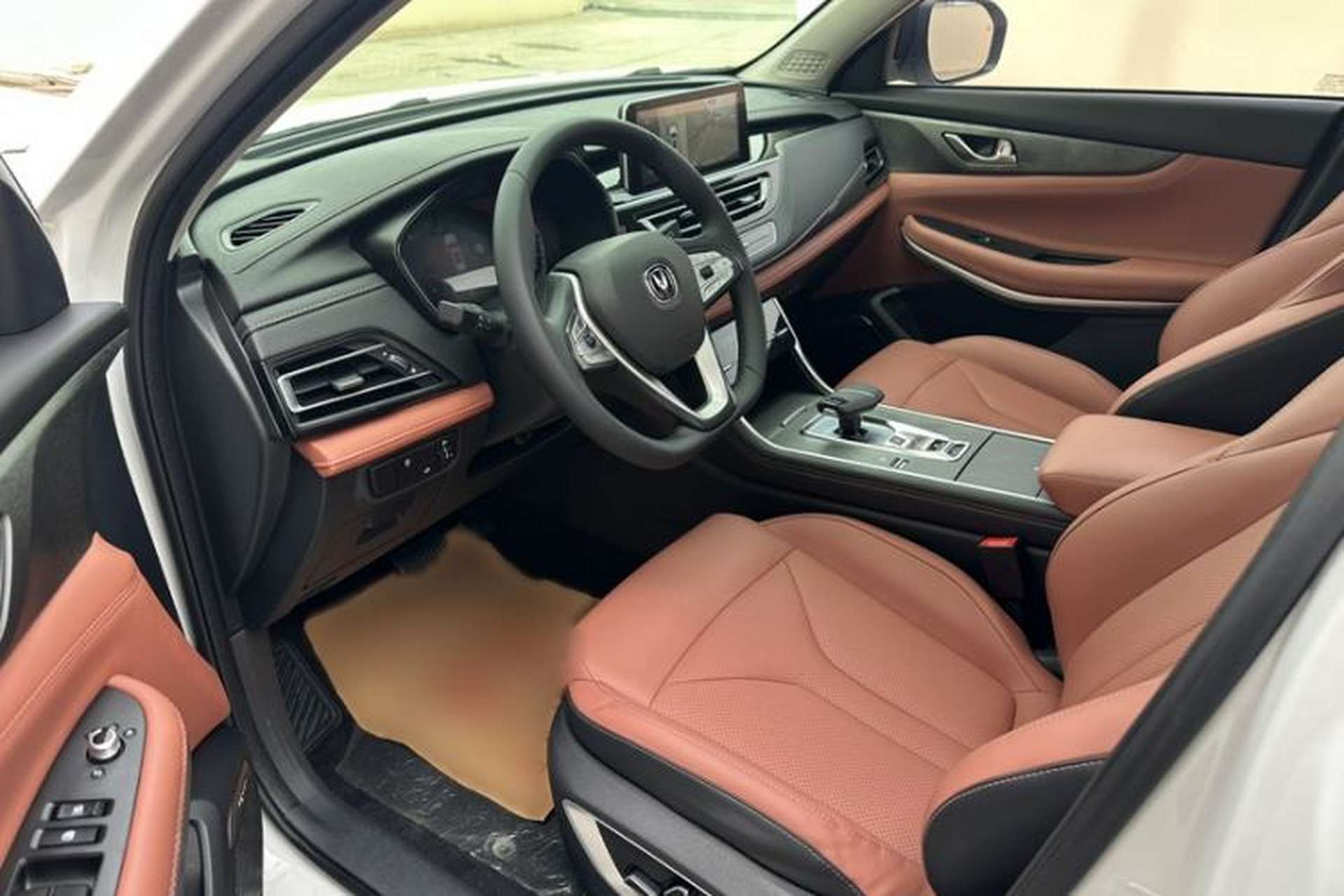 Used CHANGAN CS75 2024 Enjoyment Edition 1.5T DCT Prestige Model Interior 3