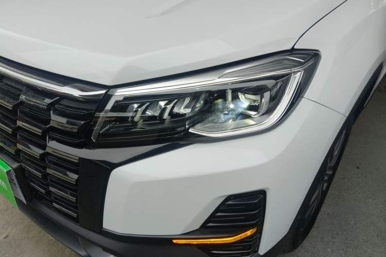 Used CHANGAN CS75 2024 Enjoy Edition 1.5T DCT Luxury Model Left Front Headlight