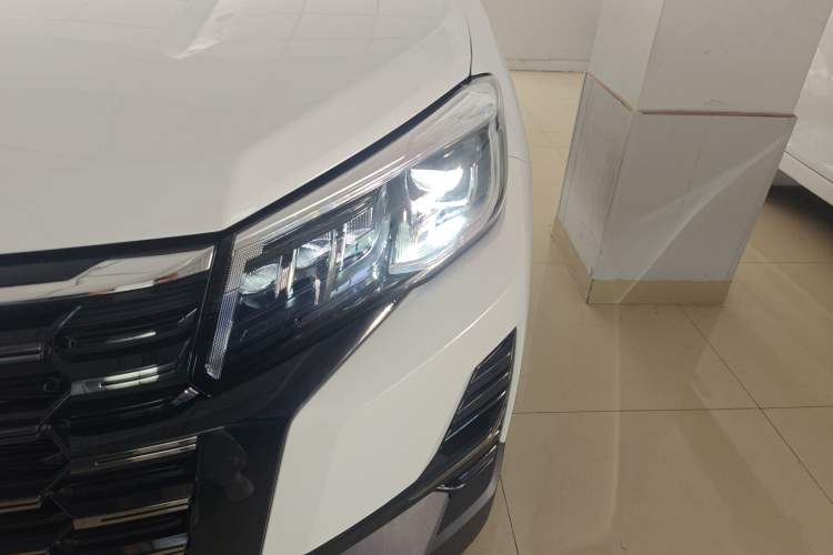 Used CHANGAN CS75 2024 Enjoy Edition 1.5T DCT Luxury Model Left Front Headlight