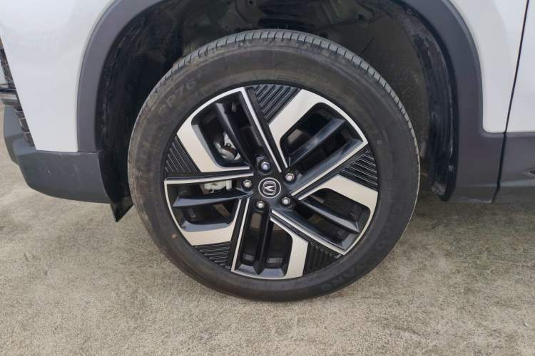 Used CHANGAN CS75 2024 Enjoyment Edition 1.5T DCT Prestige Model Left Front Wheel Hub