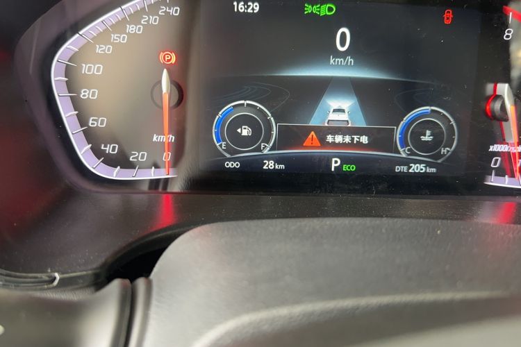 Used CHANGAN CS75 2024 Enjoyment Edition 1.5T DCT Prestige Model Odometer Close Up