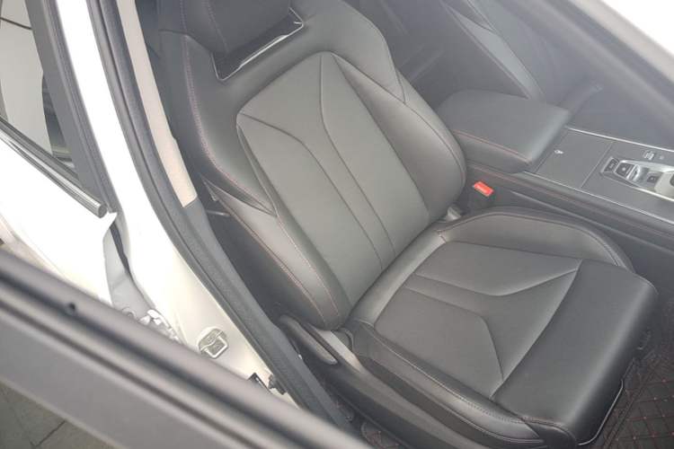 Used CHANGAN CS75 2024 Enjoy Edition 1.5T DCT Luxury Model Right Front Seat