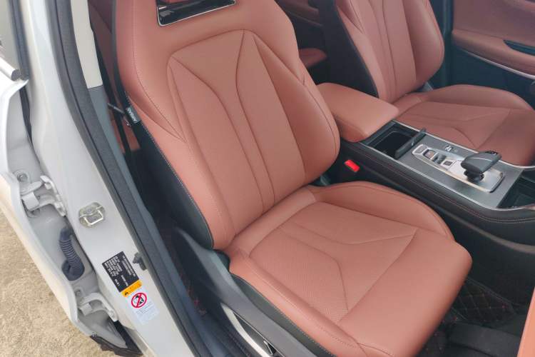 Used CHANGAN CS75 2024 Enjoyment Edition 1.5T DCT Prestige Model Right Front Seat