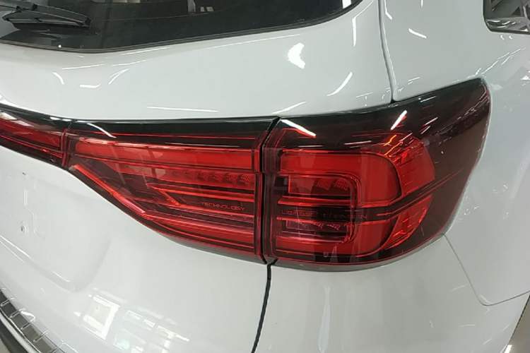 Used CHANGAN CS75 2024 Enjoyment Edition 1.5T DCT Prestige Model Right Rear Taillight