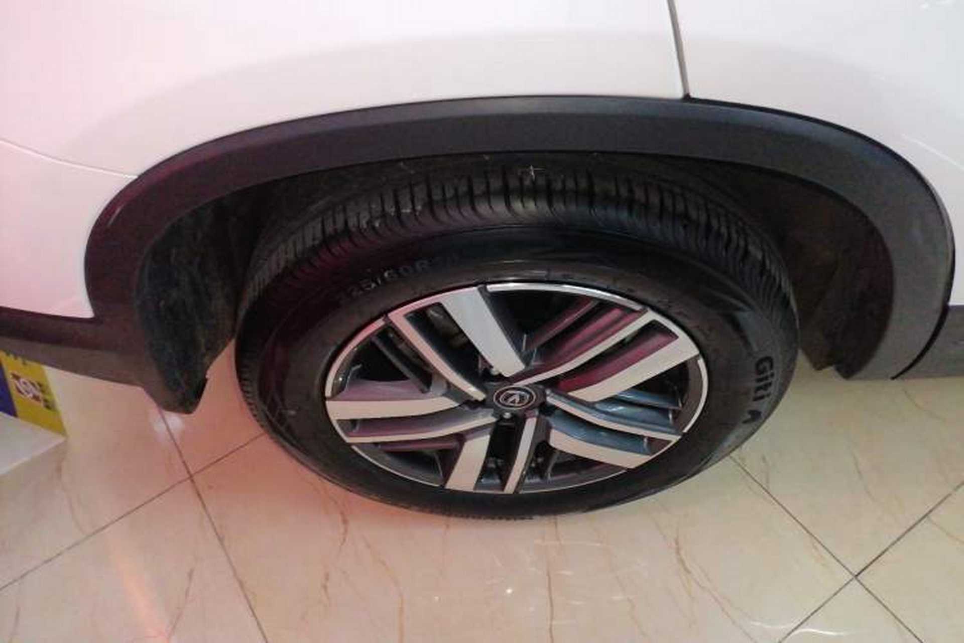 Used CHANGAN CS75 2024 Enjoy Edition 1.5T DCT Luxury Model Right Rear Wheel Hub