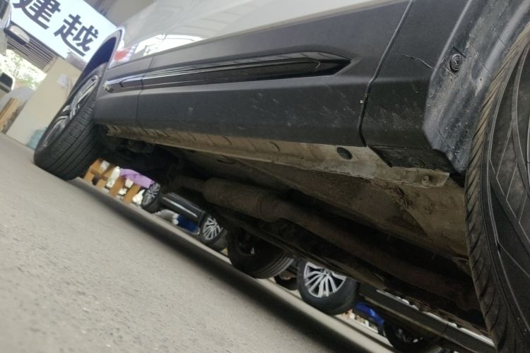 Used CHANGAN CS75 2024 Enjoy Edition 1.5T DCT Luxury Model Right Side Sill