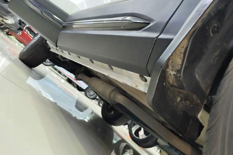 Used CHANGAN CS75 2024 Enjoy Edition 1.5T DCT Luxury Model Right Side Sill