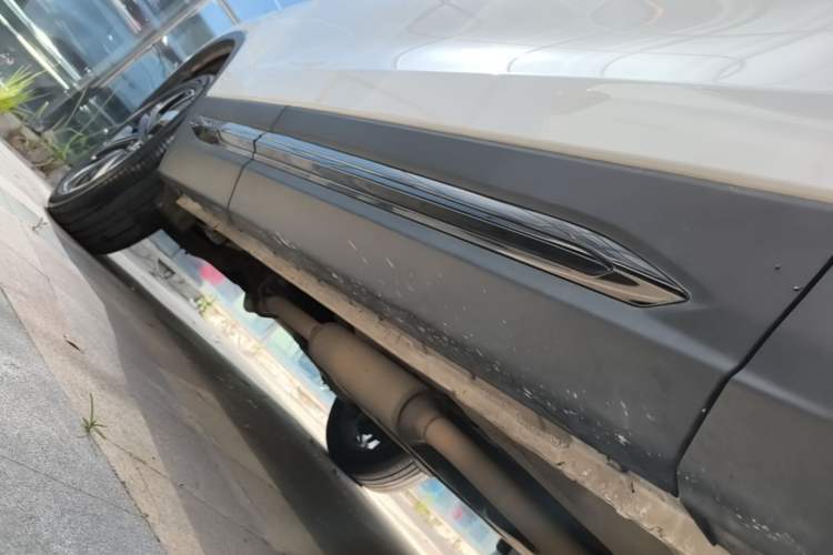 Used CHANGAN CS75 2024 Enjoyment Edition 1.5T DCT Prestige Model Right Side Sill
