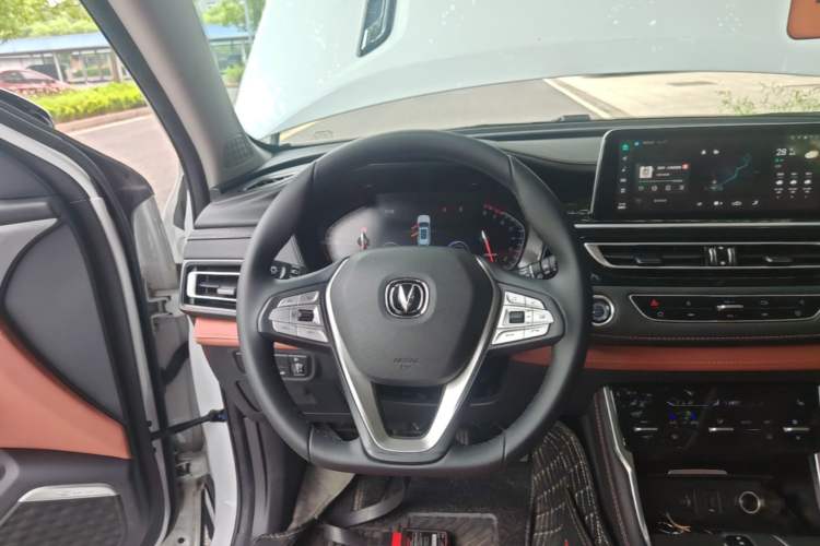Used CHANGAN CS75 2024 Enjoyment Edition 1.5T DCT Prestige Model Steering Wheel