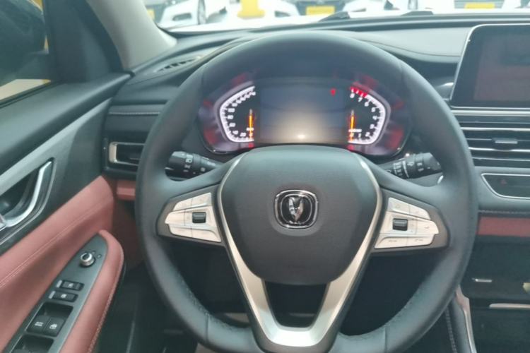 Used CHANGAN CS75 2024 Enjoy Edition 1.5T DCT Luxury Model Steering Wheel