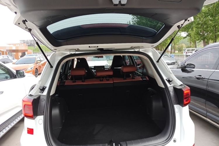 Used CHANGAN CS75 2024 Enjoy Edition 1.5T DCT Luxury Model Trunk