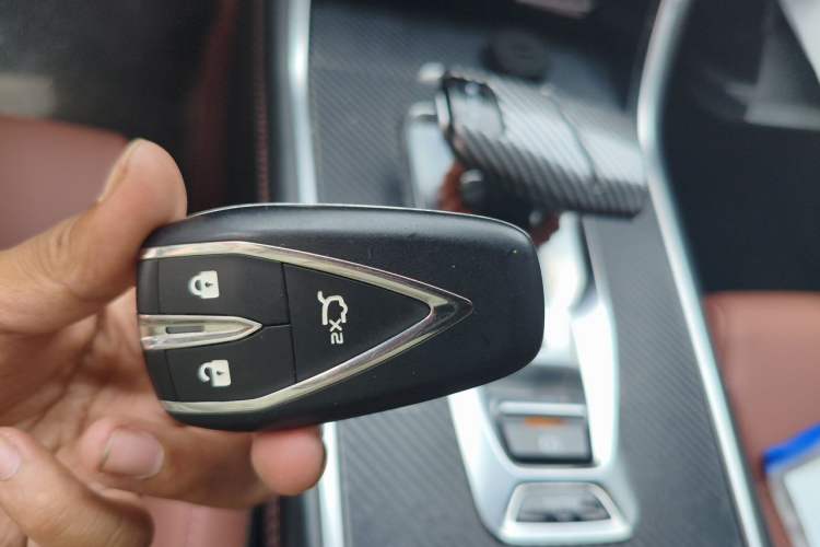 Used CHANGAN CS75 2024 Enjoy Edition 1.5T DCT Luxury Model Vehicle Key