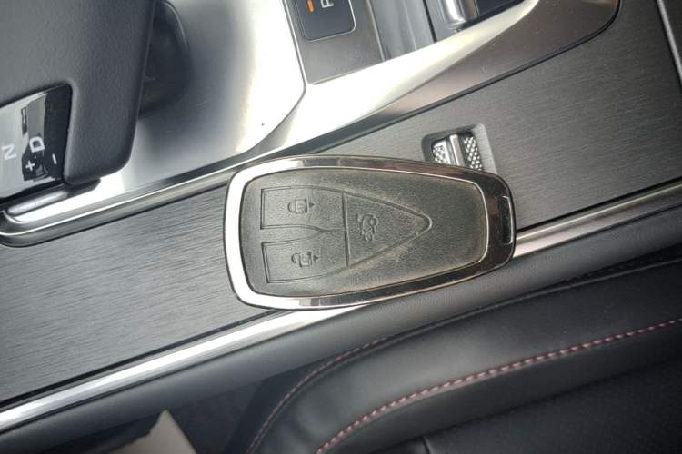 Used CHANGAN CS75 2024 Enjoy Edition 1.5T DCT Luxury Model Vehicle Key
