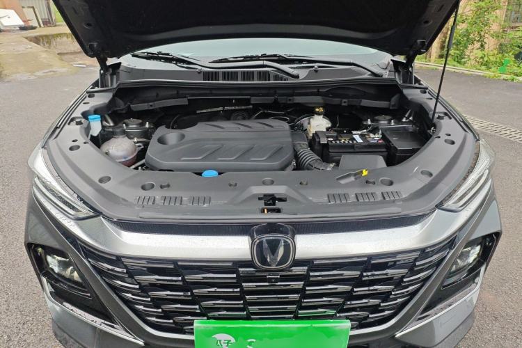 Used CHANGAN CS75 2025 Model PRO 1.5T Enjoyment 7-Seater Engine Bay