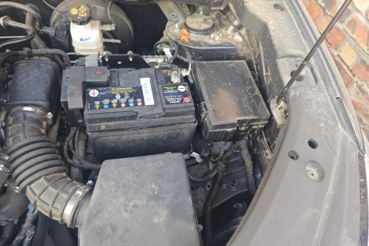 Used CHANGAN CS75 2025 Model PRO 1.5T Enjoyment 7-Seater Engine Bay Left