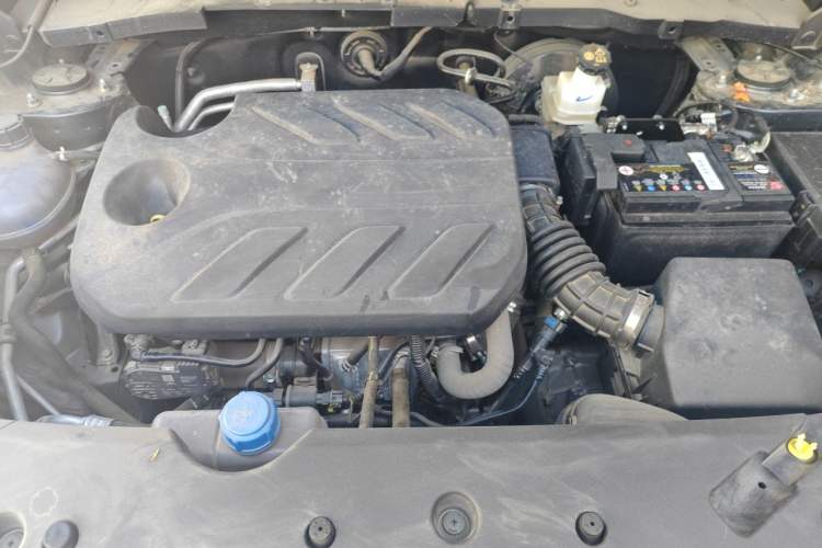 Used CHANGAN CS75 2025 Model PRO 1.5T Enjoyment 7-Seater Engine Bay
