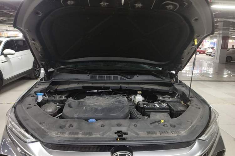 Used CHANGAN CS75 2025 Model PRO 1.5T Advanced 7-Seater Engine Bay