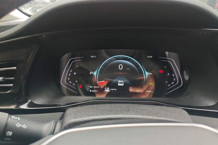 Used CHANGAN CS75 2025 Model PRO 1.5T Enjoyment 7-Seater Instrument Cluster
