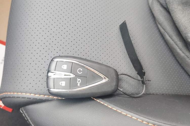Used CHANGAN CS75 2025 Model PRO 1.5T Enjoyment 7-Seater Interior 1