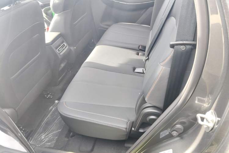 Used CHANGAN CS75 2025 Model PRO 1.5T Enjoyment 7-Seater Left Rear Seat